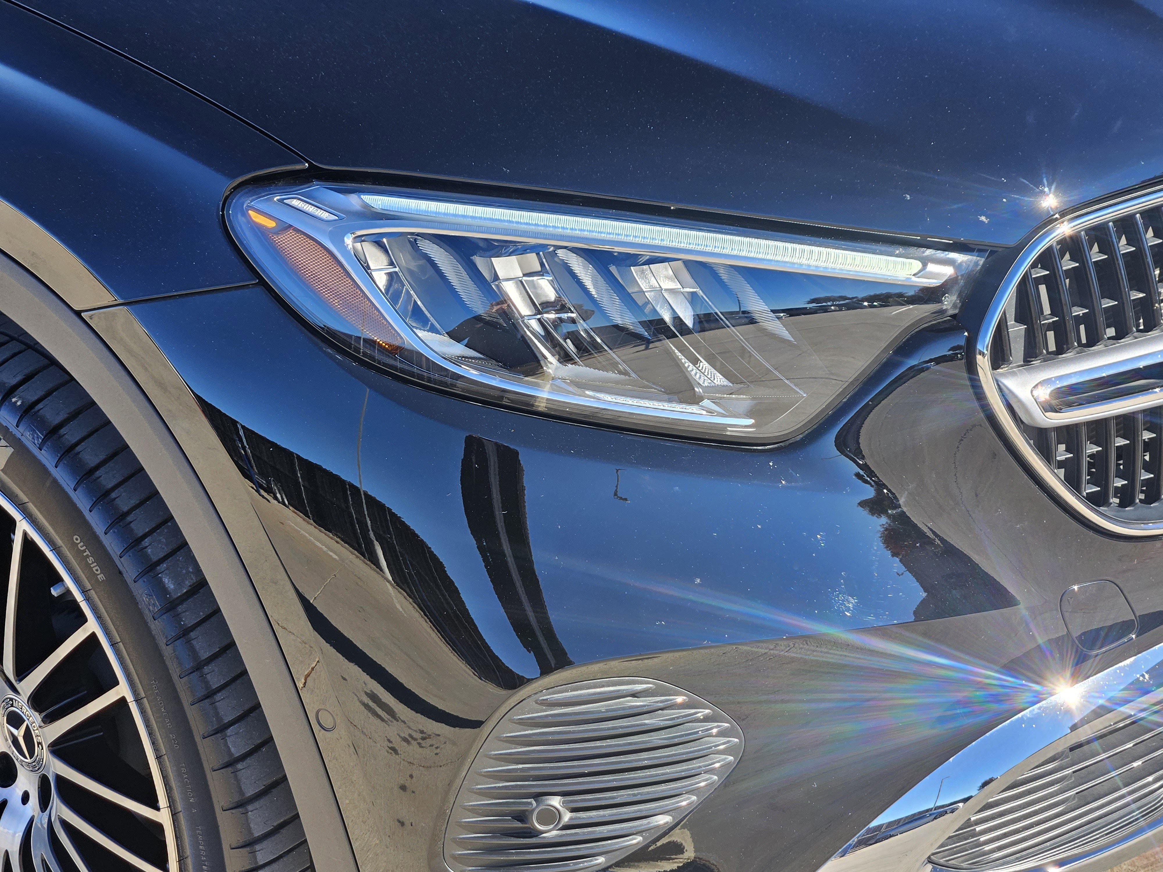 Certified 2025 Mercedes-Benz GLC 300 image 6