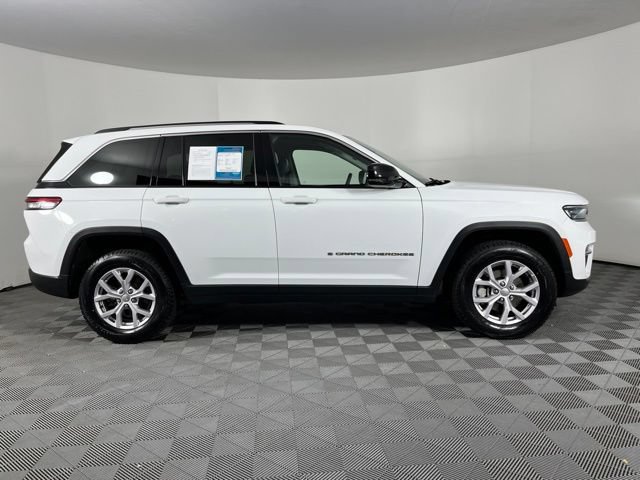 Used 2022 Jeep Grand Cherokee Limited AWD/4WD image 13