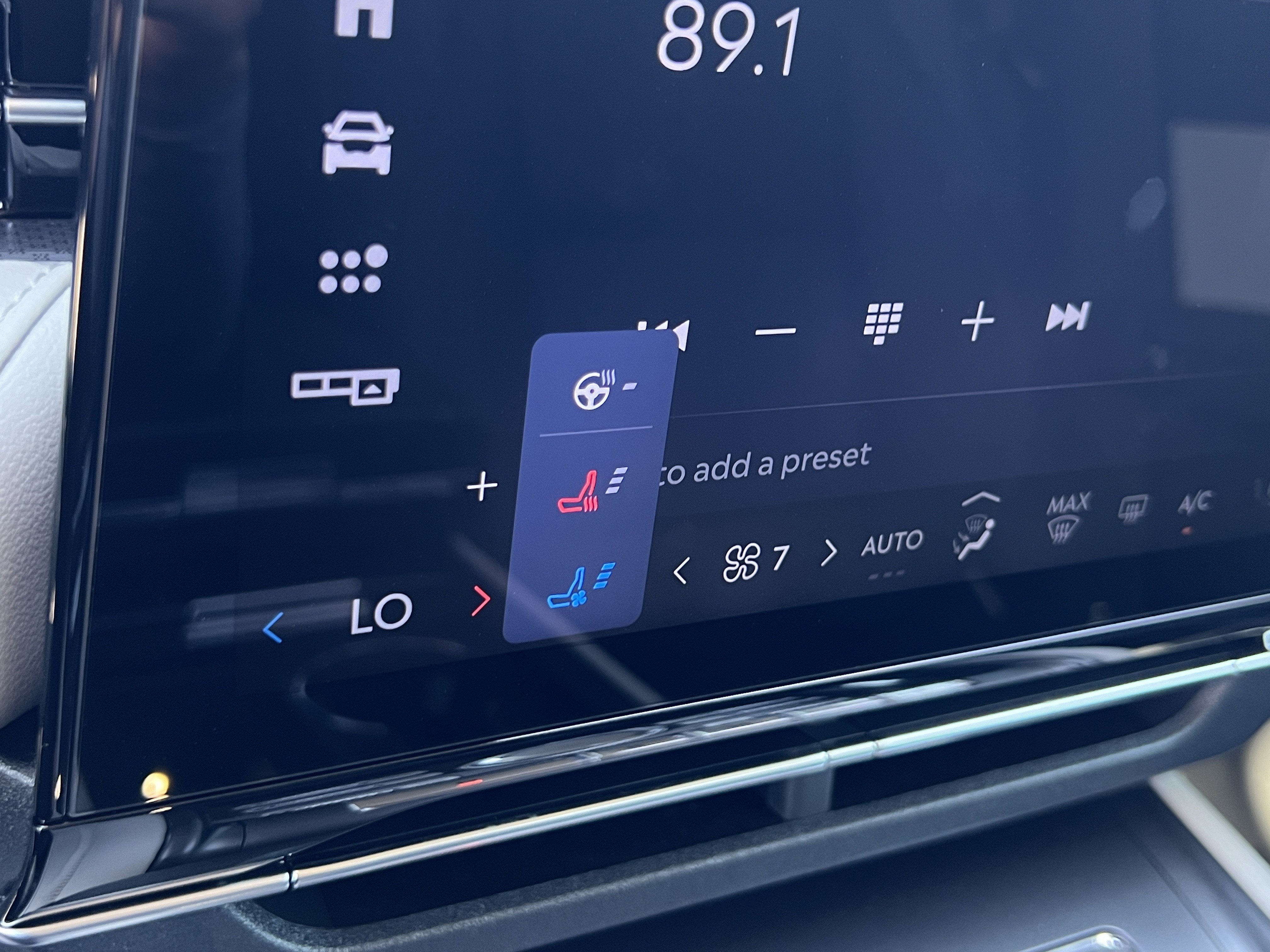 New 2025 Lincoln Nautilus Premier w/ Equipment Group 102A image 20