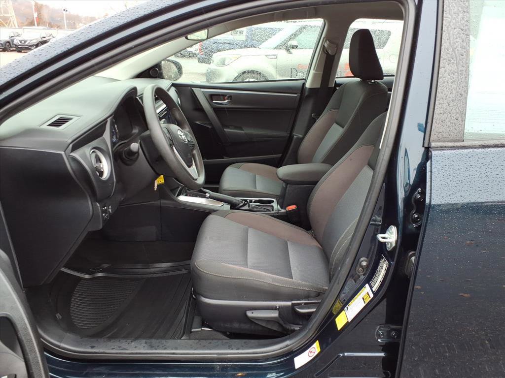 Used 2018 Toyota Corolla LE image 10