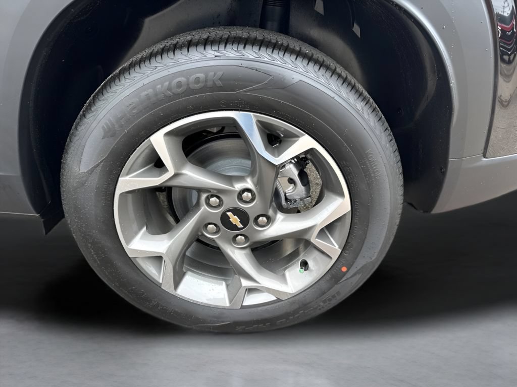 New 2026 Chevrolet Trax LT FWD image 30