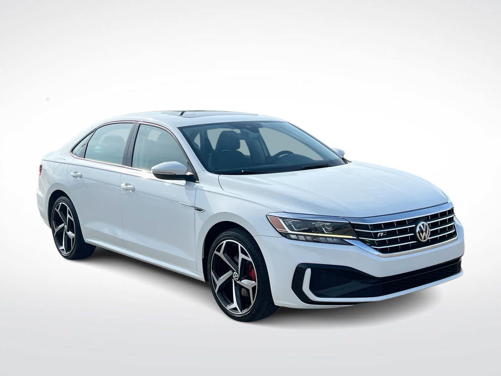 Used 2020 Volkswagen Passat 2.0T R-Line FWD image 2