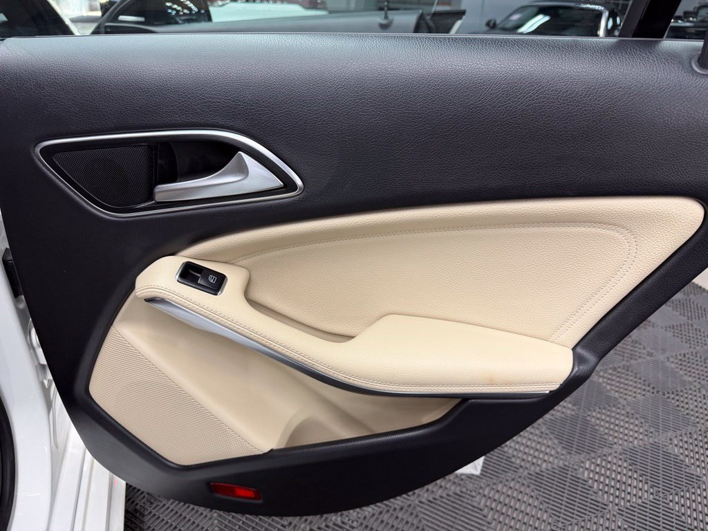 Used 2019 Mercedes-Benz CLA 250 image 48