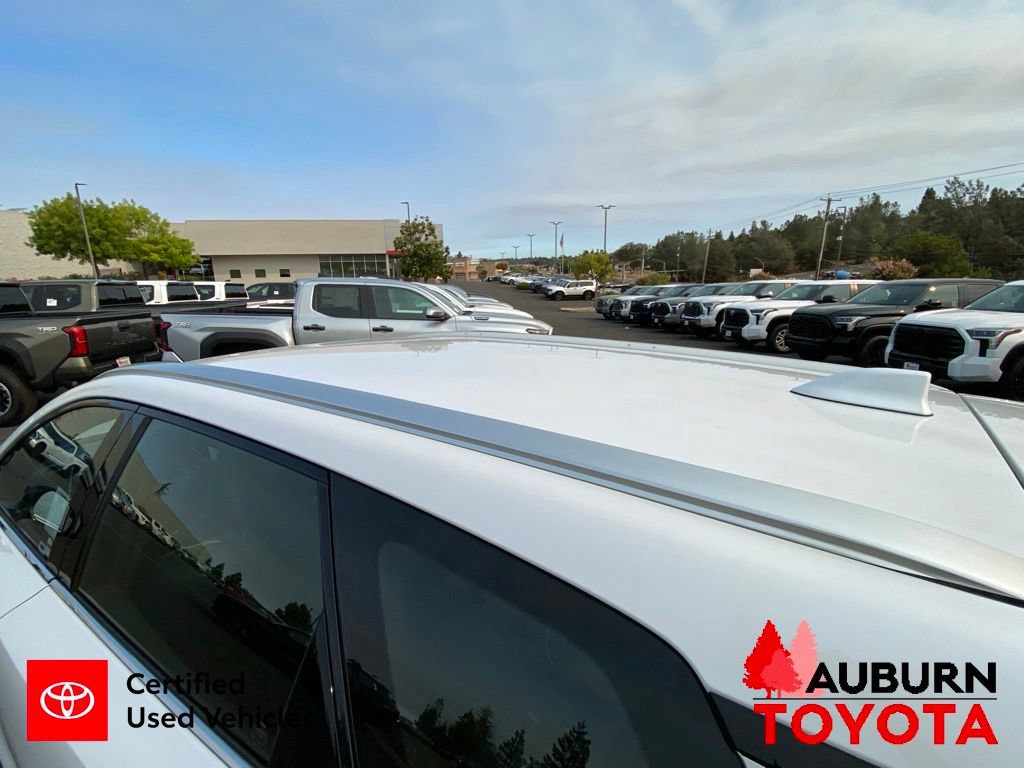 Certified 2026 Toyota Crown Signia AWD/4WD image 11