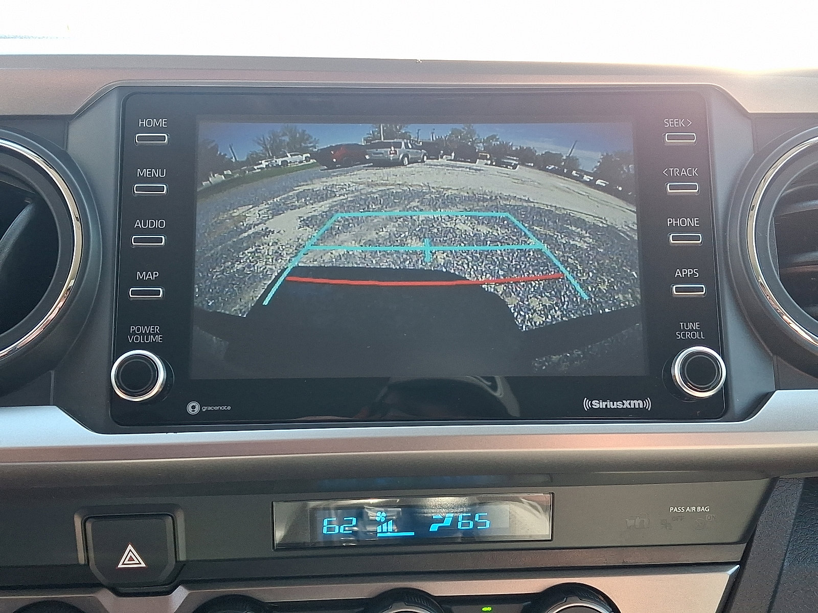 Used 2022 Toyota Tacoma SR5 AWD/4WD image 28