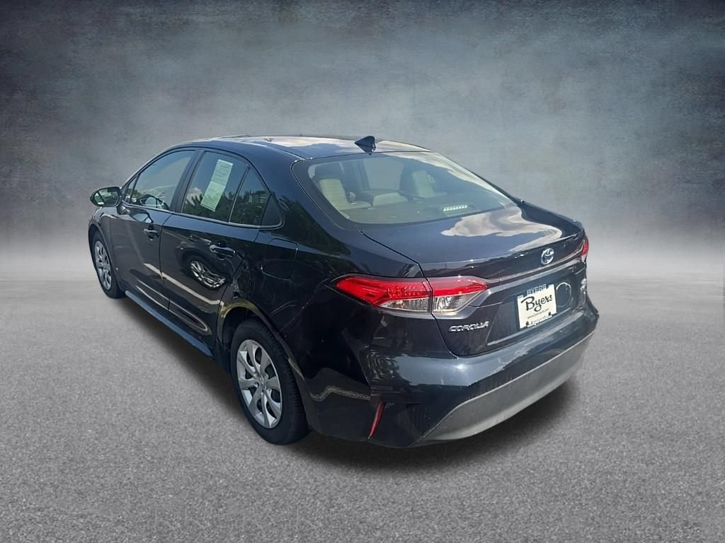 Used 2023 Toyota Corolla LE FWD image 5