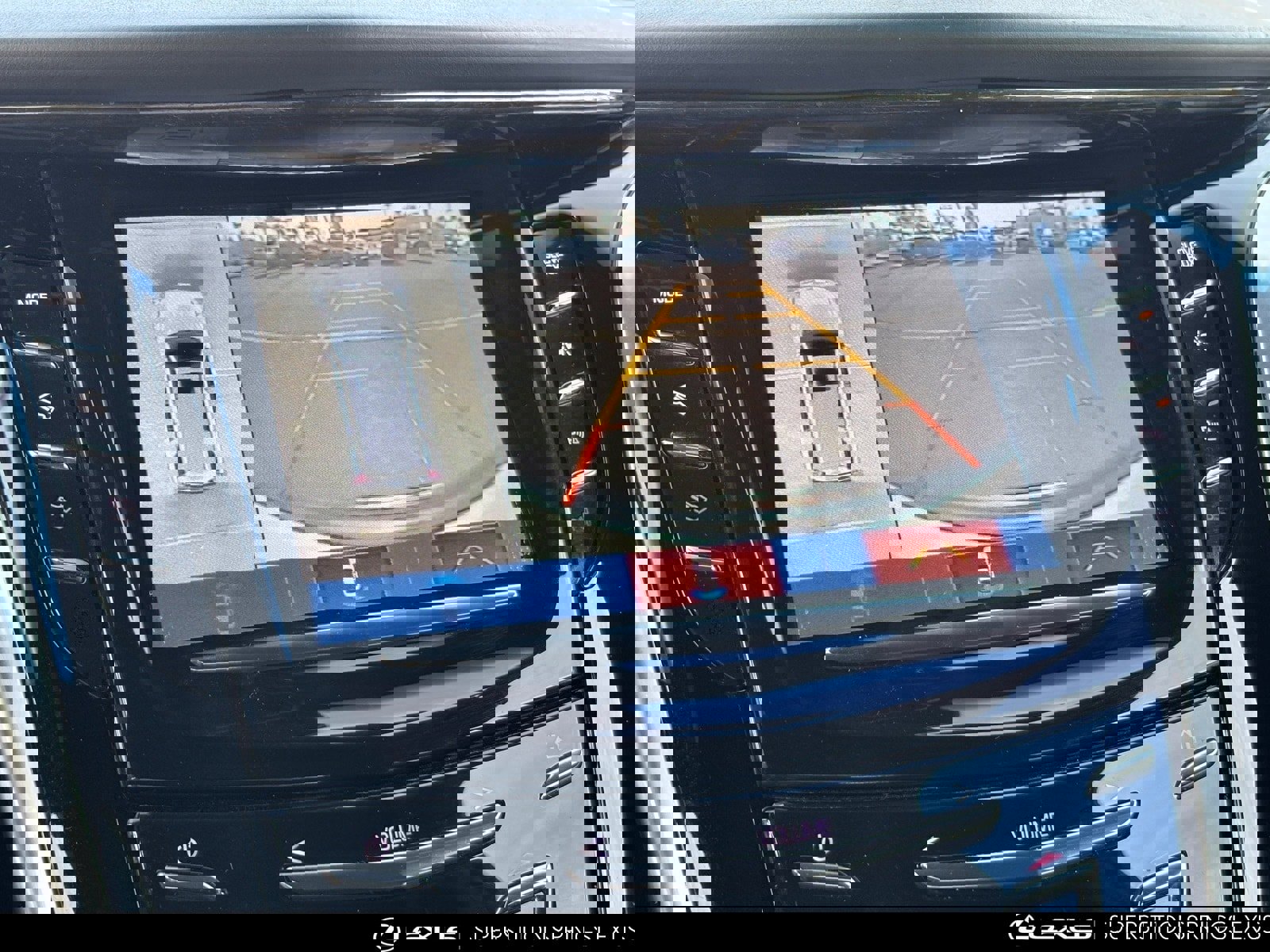 Used 2020 Cadillac Escalade ESV Platinum image 24