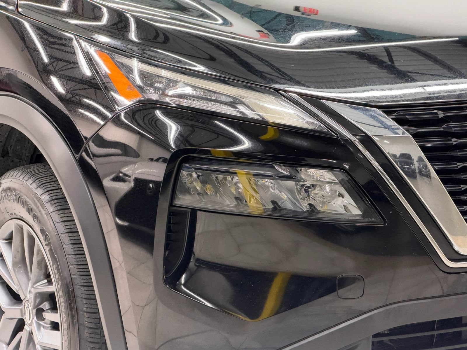 Used 2021 Nissan Rogue S AWD/4WD image 6