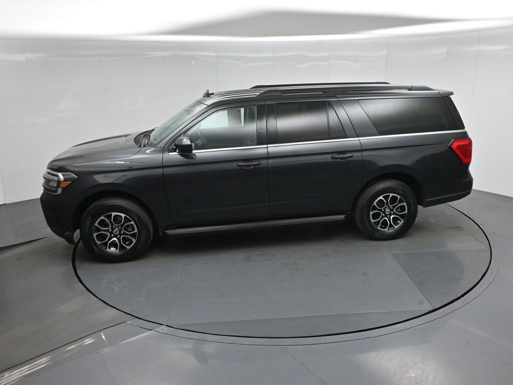 Used 2024 Ford Expedition Max XLT image 43