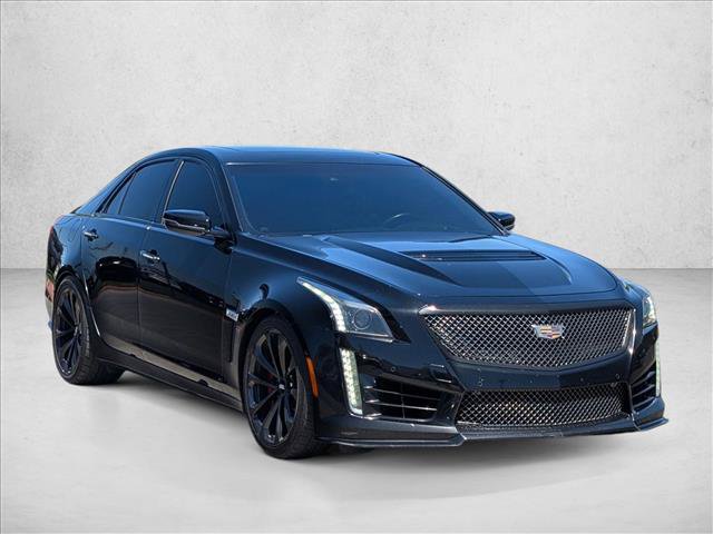 Used 2018 Cadillac CTS V w/ Luxury Package RWD image 3