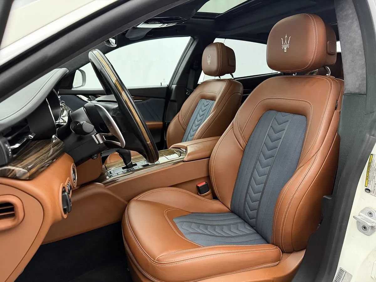 Used 2017 Maserati Quattroporte S GranLusso Q4 AWD/4WD image 10