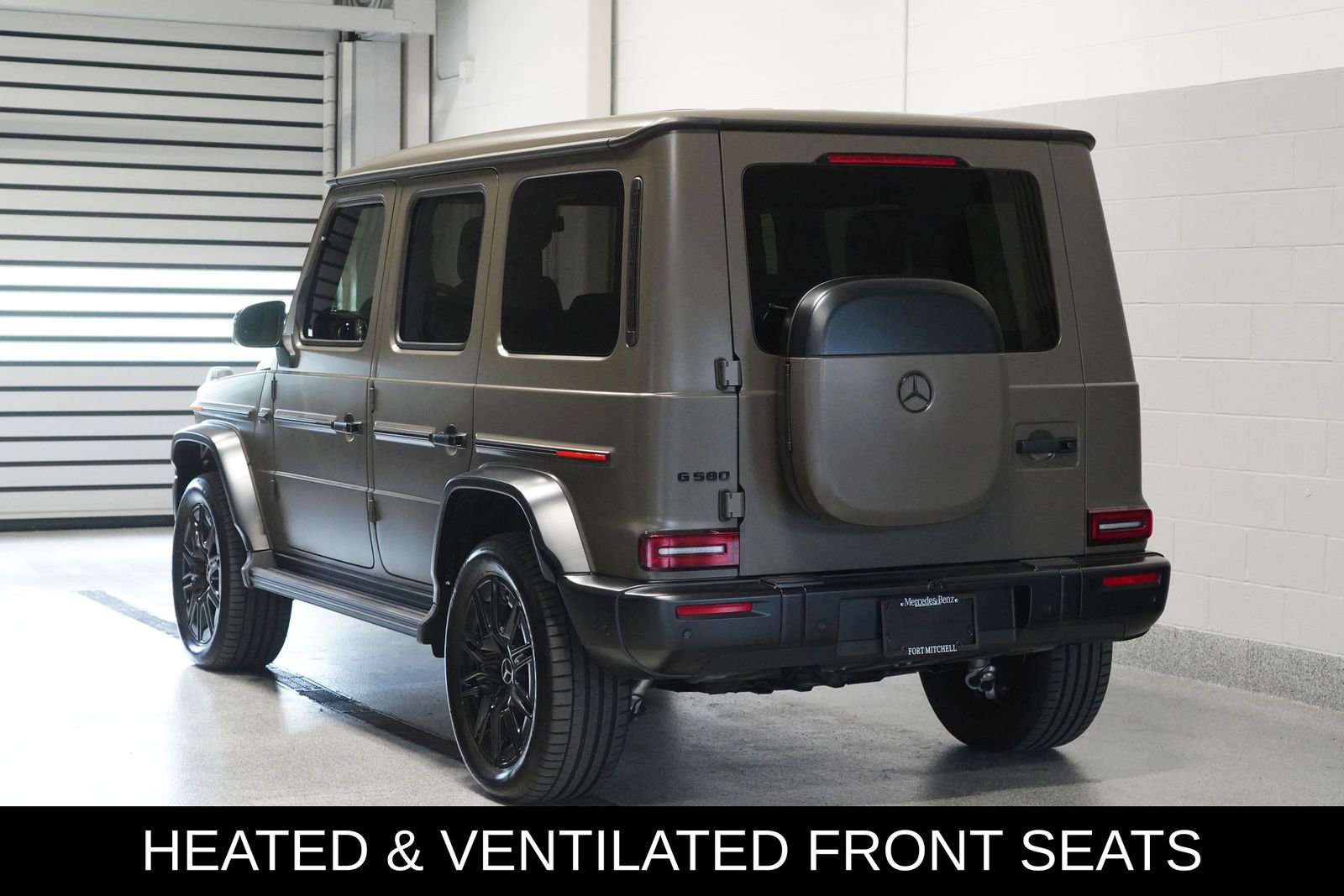 Certified 2025 Mercedes-Benz G 580 w/ EQ Technology image 4