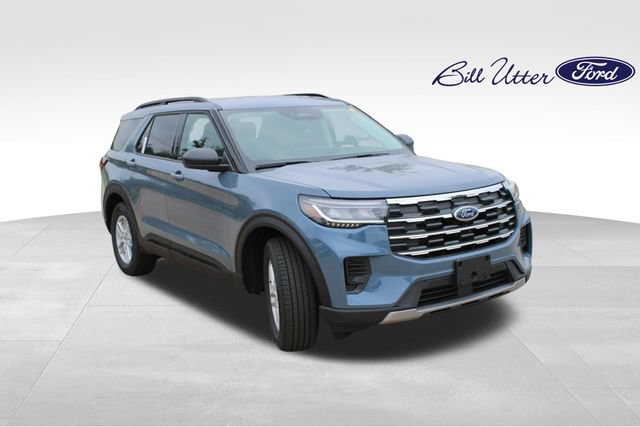 New 2026 Ford Explorer Active RWD image 2