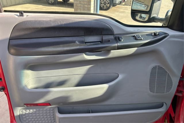 Used 2006 Ford F250 XL image 14