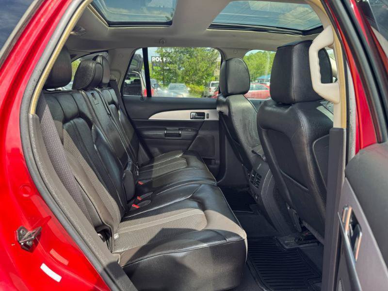 Used 2012 Lincoln MKX AWD image 16