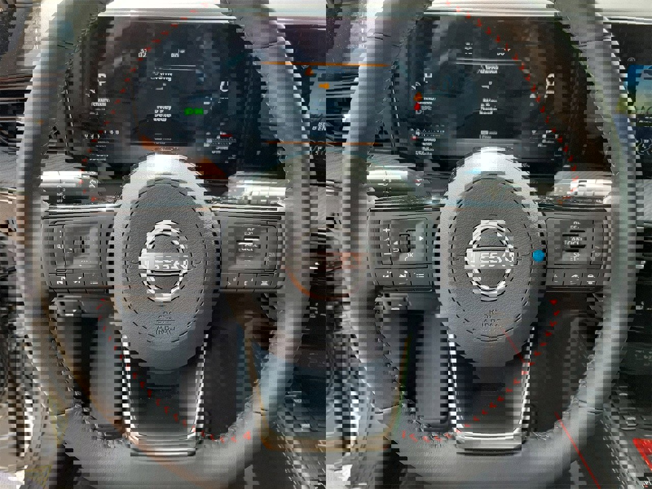 Used 2025 Nissan Kicks SR image 18