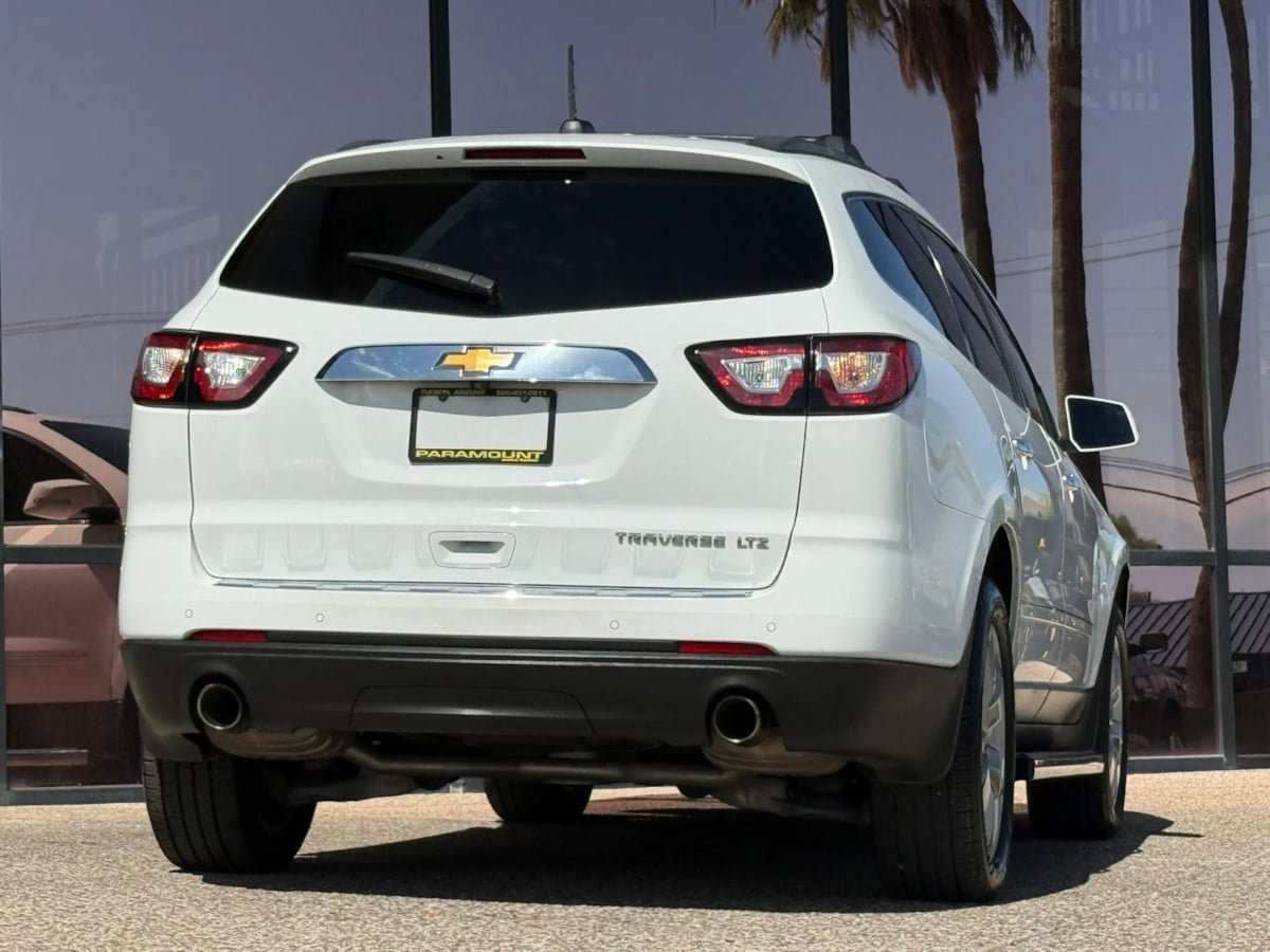 Used 2016 Chevrolet Traverse LTZ w/ LPO, 'HIT The Road' Package FWD image 11