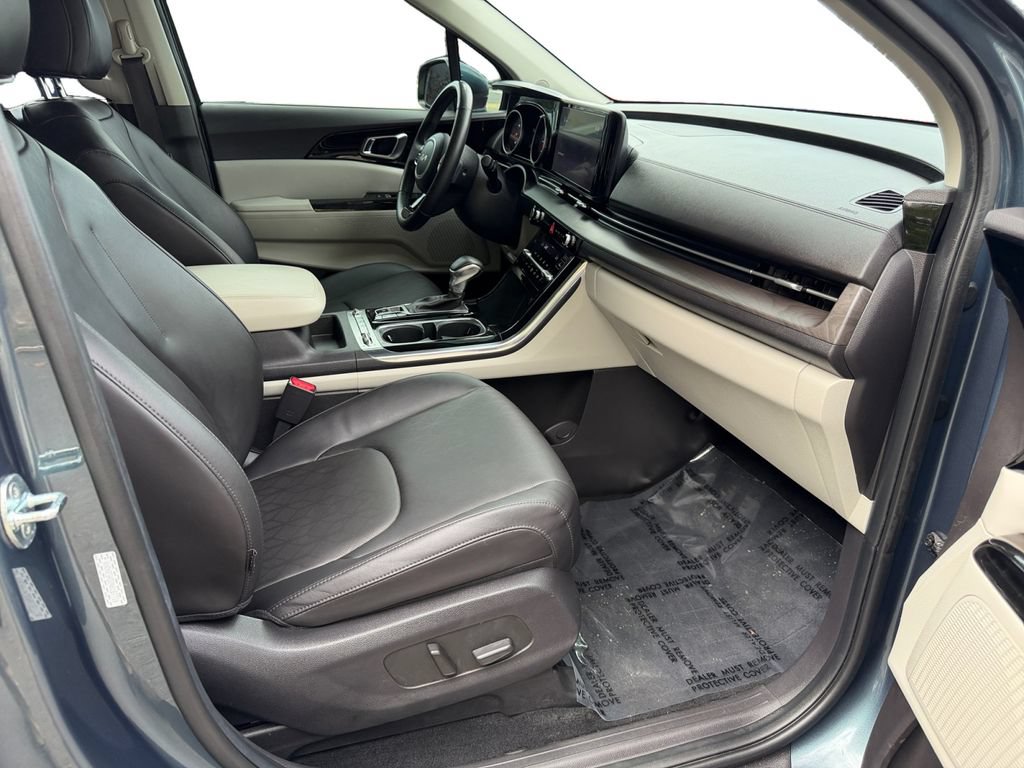 Certified 2022 Kia Carnival SX FWD image 8