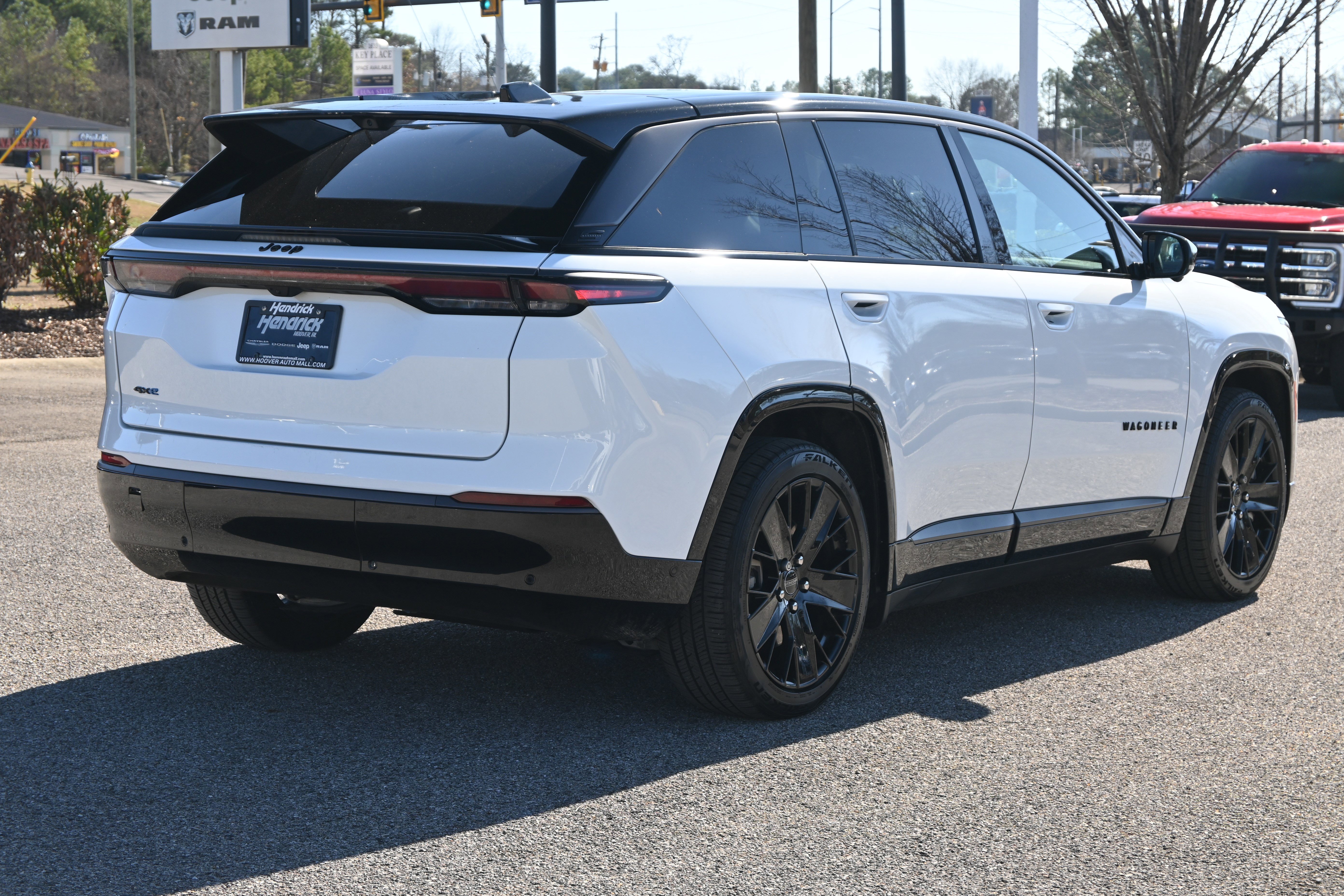 Used 2024 Jeep Wagoneer Launch Edition image 11