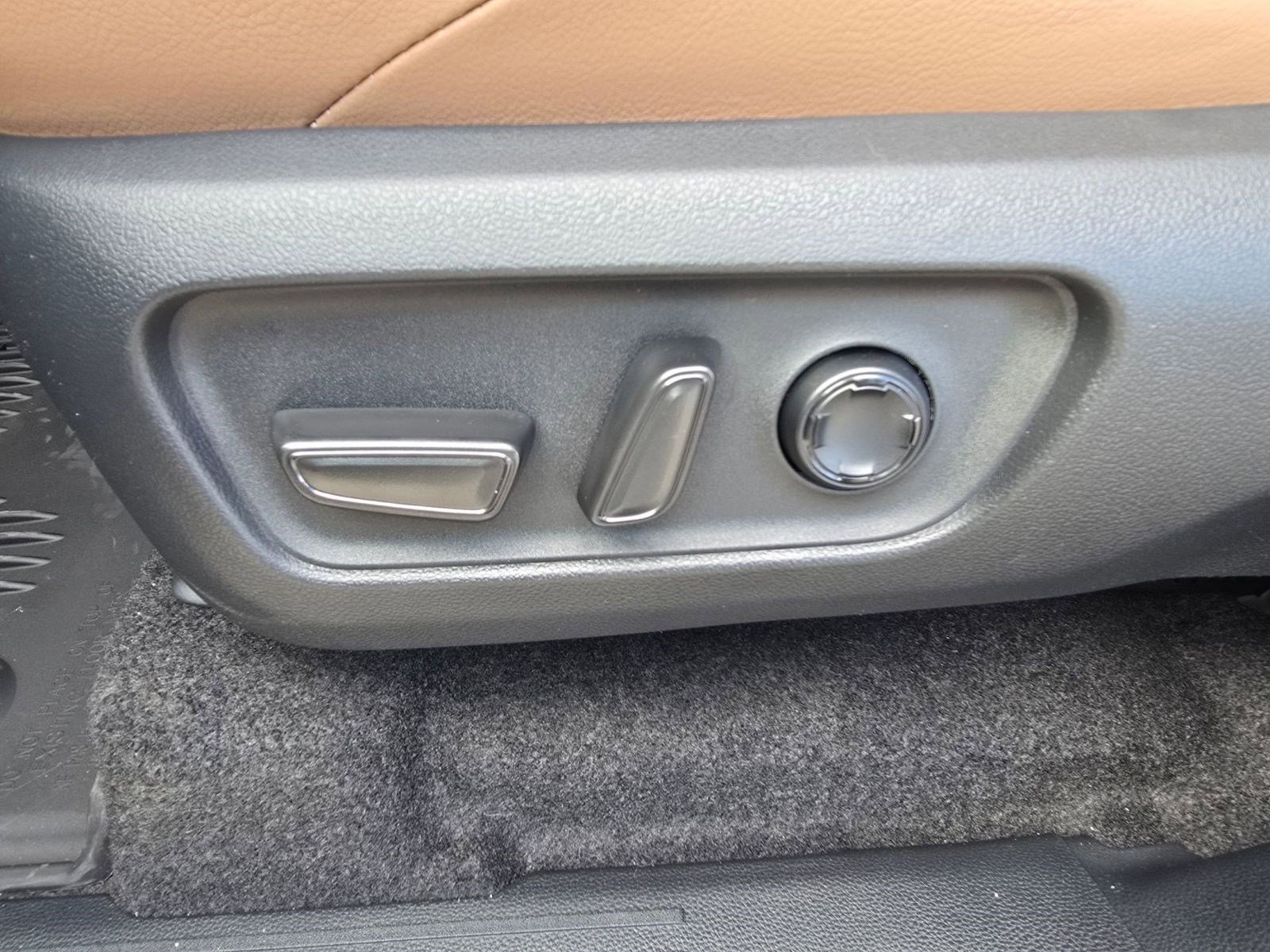 New 2026 Toyota 4Runner Limited AWD/4WD image 11