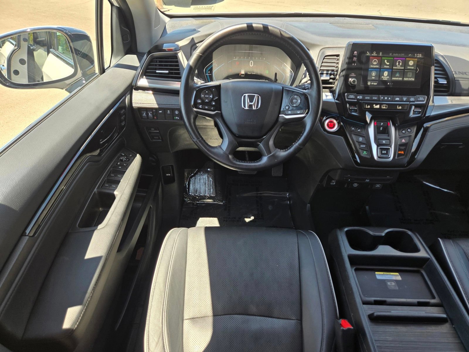 Used 2023 Honda Odyssey Elite image 18