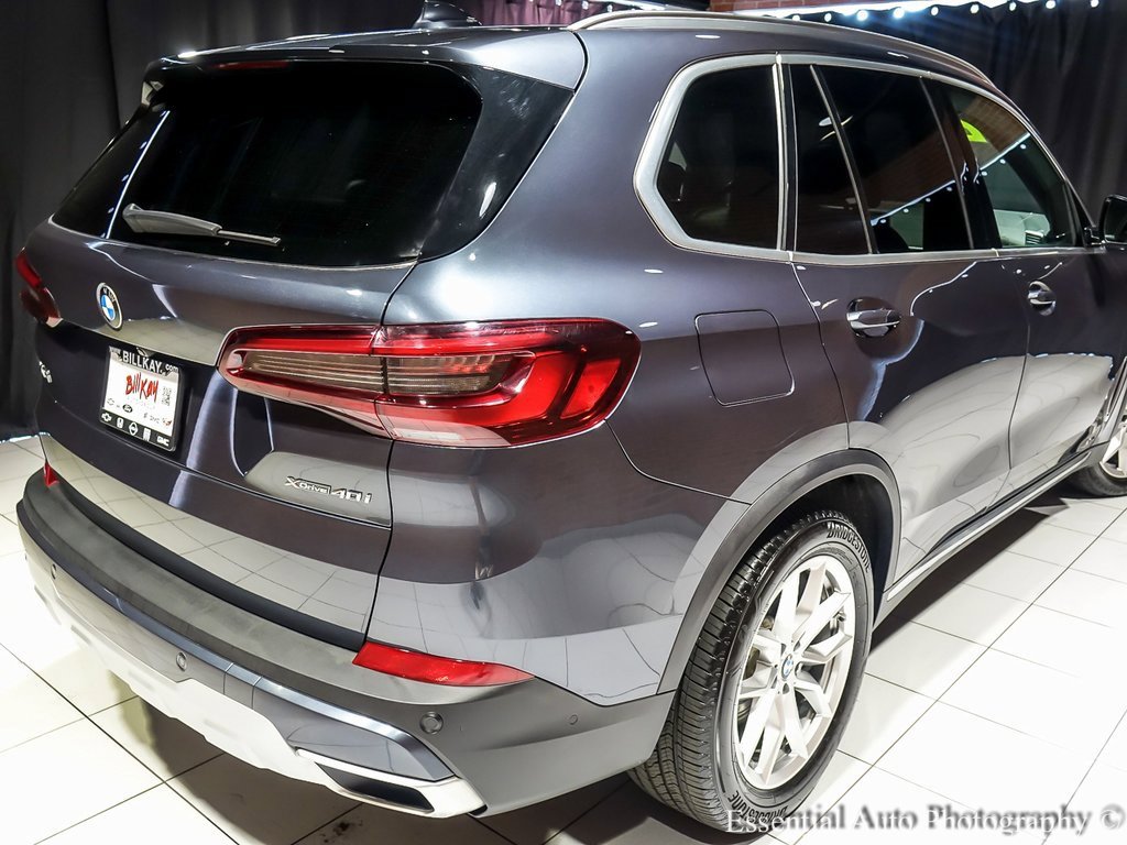 Used 2022 BMW X5 xDrive40i w/ Premium Package image 11