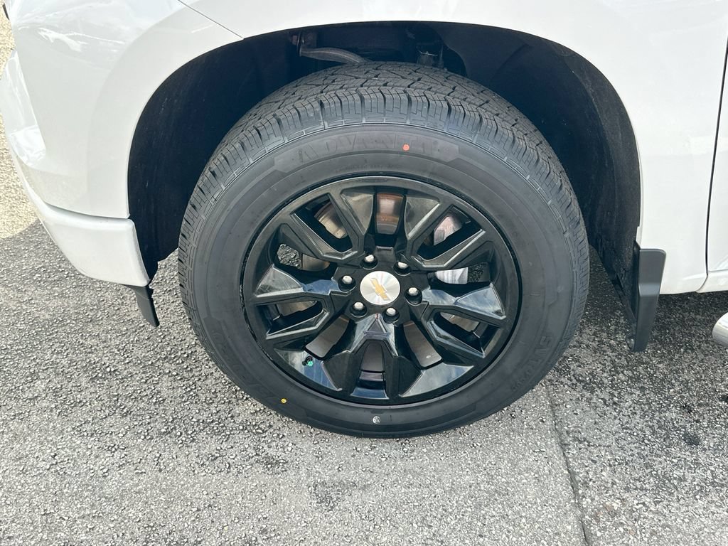 Certified 2025 Chevrolet Silverado 1500 Custom RWD image 28