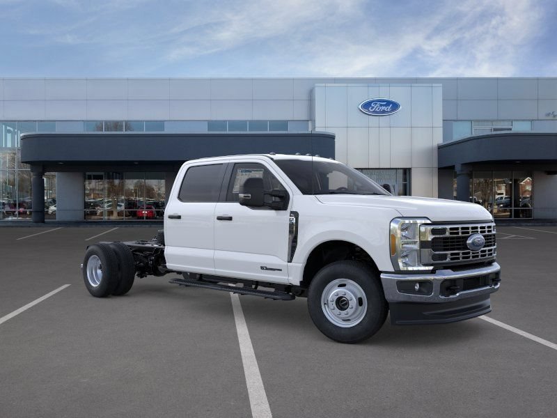 New 2025 Ford F350 XL w/ XL Chrome Package AWD/4WD image 8
