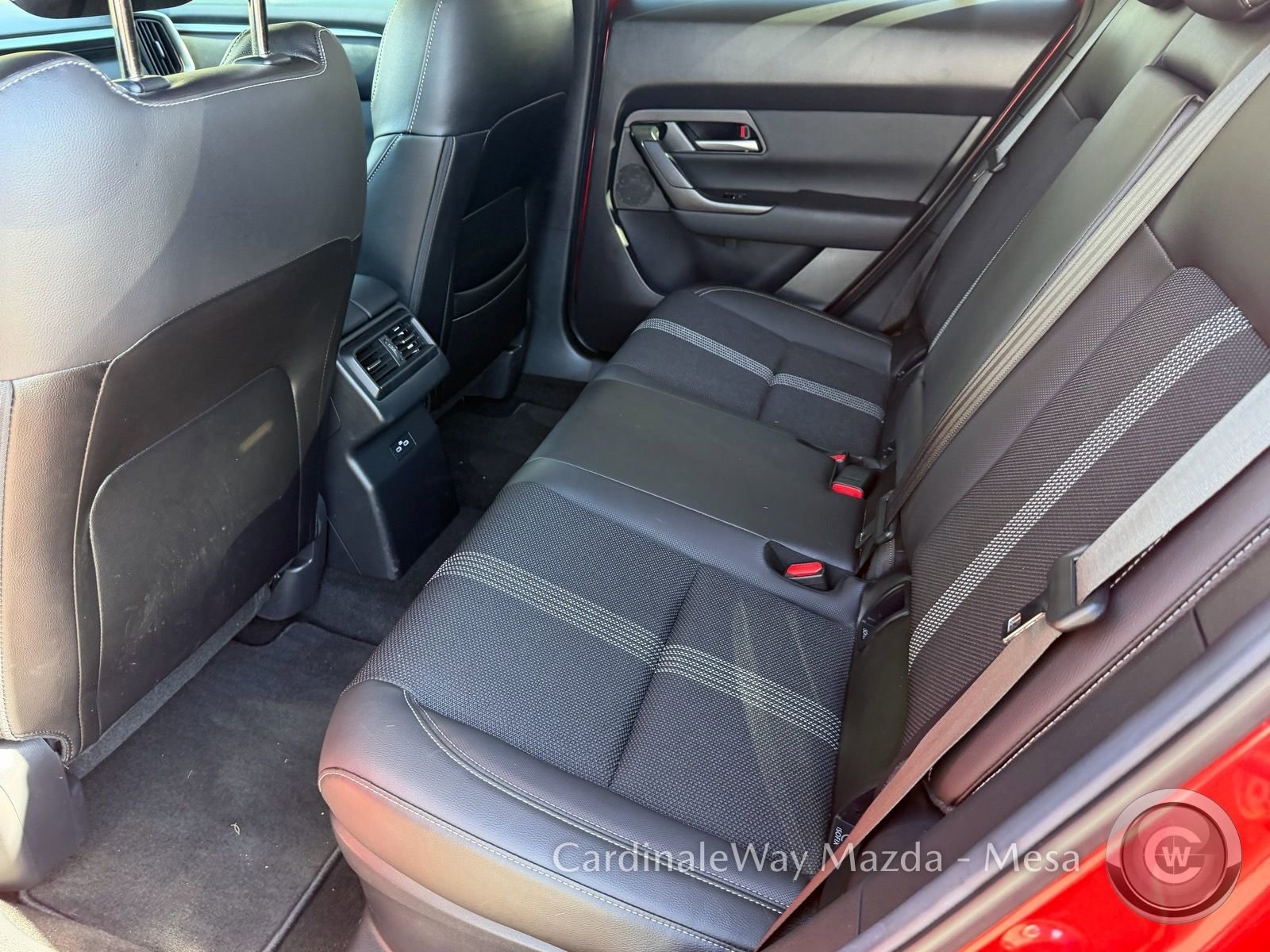 Used 2025 MAZDA CX-50 2.5 Hybrid w/ Preferred Pkg image 16