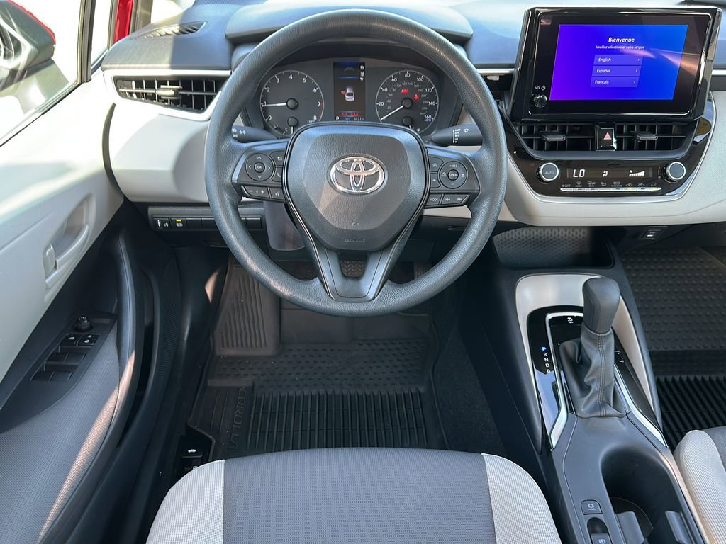 Used 2025 Toyota Corolla LE w/ Convenience Package FWD image 11