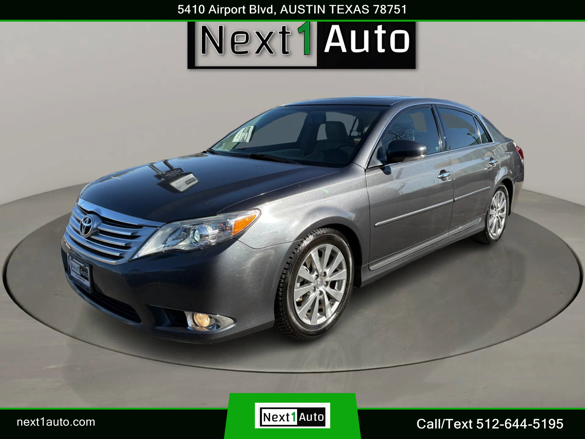 Used 2012 Toyota Avalon Limited image 9