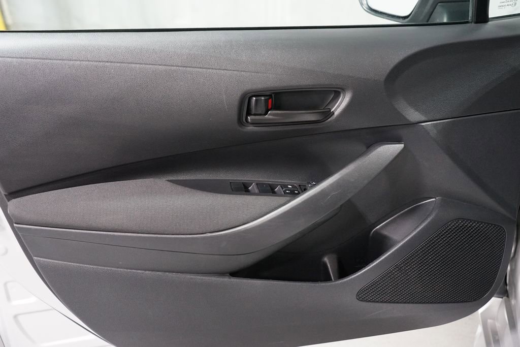 Certified 2024 Toyota Corolla LE image 27