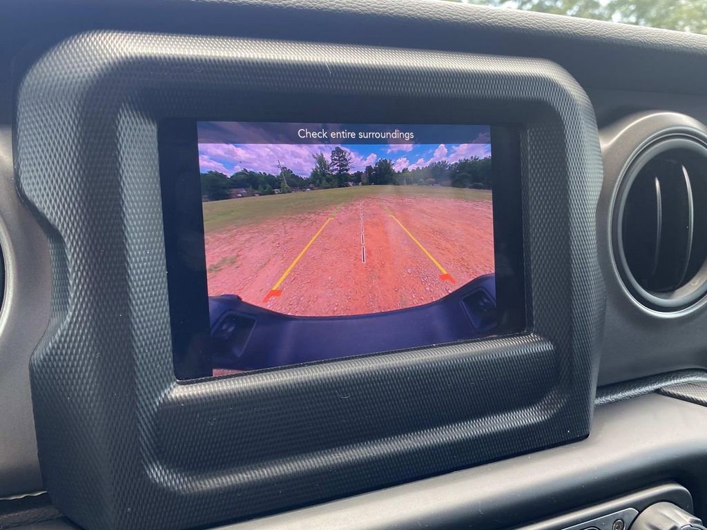 Used 2023 Jeep Gladiator Sport image 26