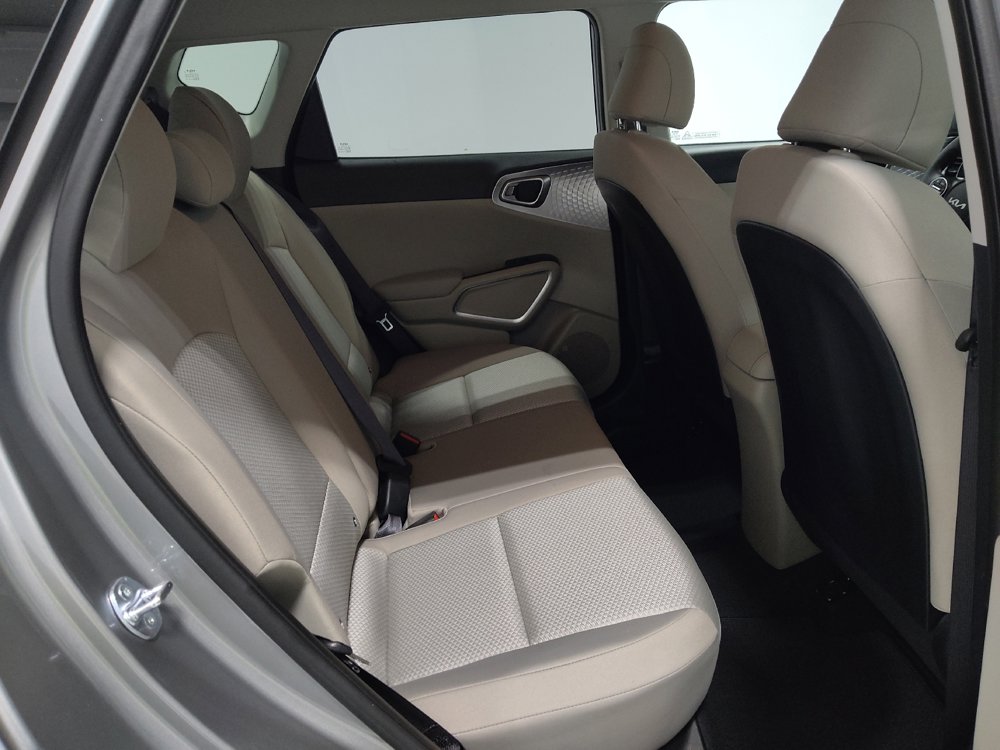 Used 2025 Kia Soul S image 18