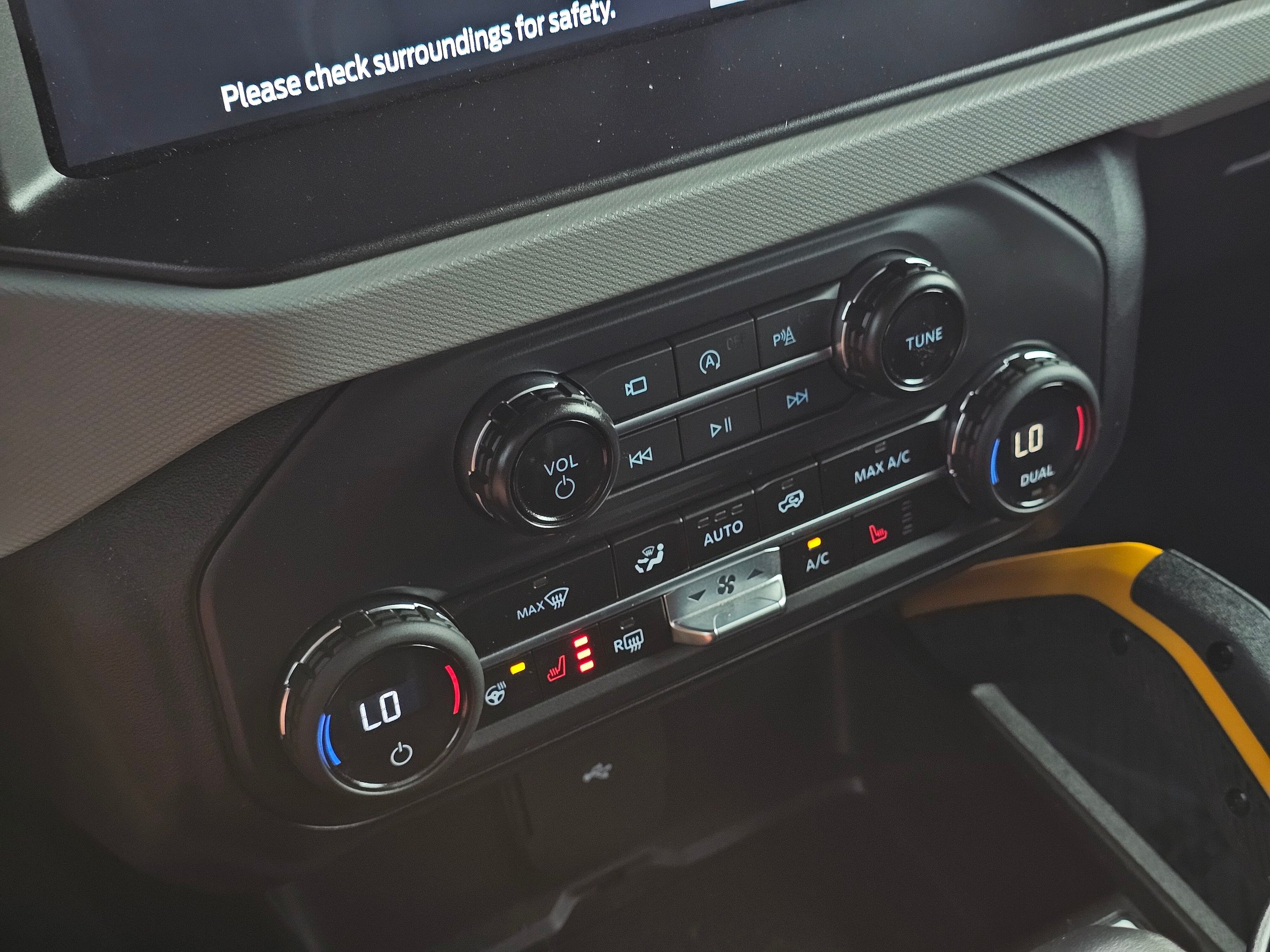 Certified 2023 Ford Bronco Badlands AWD/4WD image 30