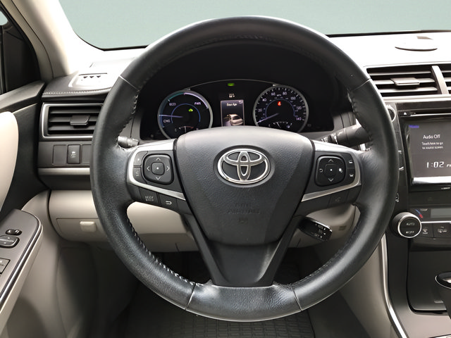 Certified 2017 Toyota Camry XLE FWD image 18