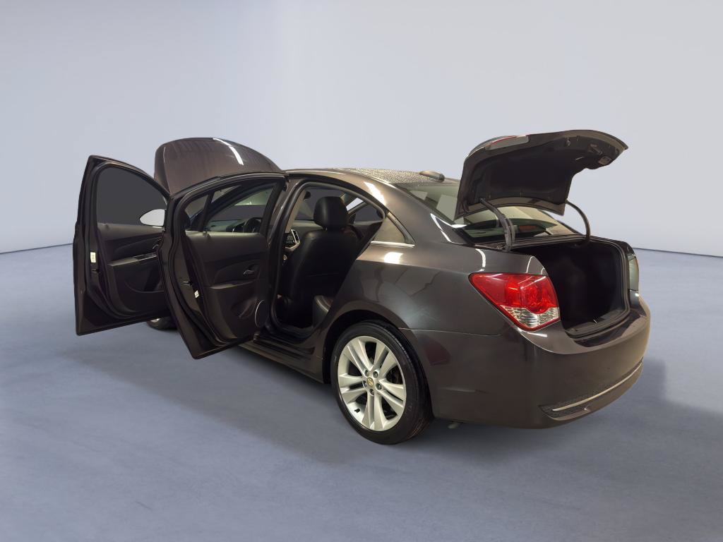 Used 2015 Chevrolet Cruze LTZ w/ Sun, Sound and Sport Package FWD image 12