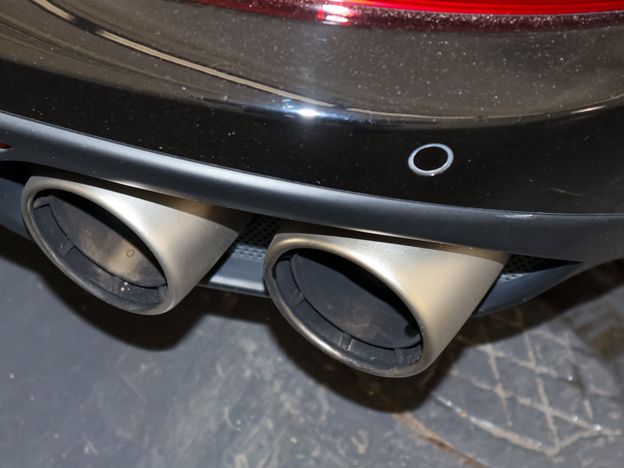 Used 2017 Ferrari California T RWD image 40
