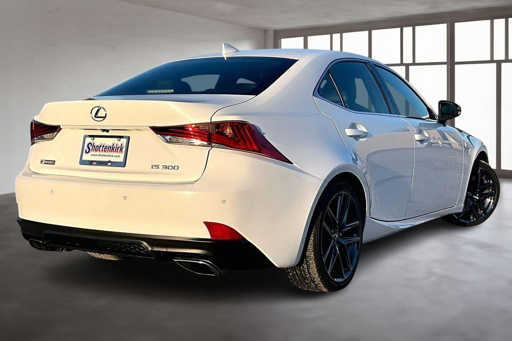 Used 2019 Lexus IS 300 image 6