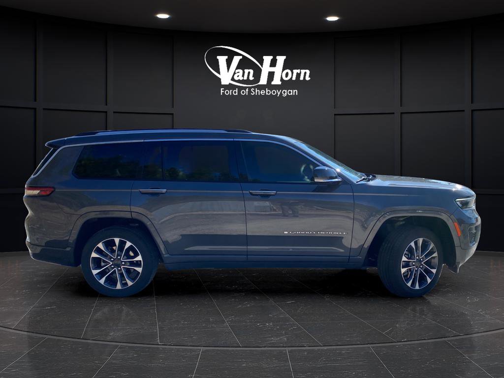 Used 2023 Jeep Grand Cherokee L Overland image 2
