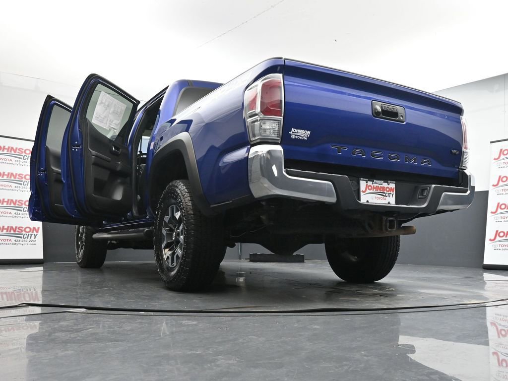 Used 2023 Toyota Tacoma TRD Off-Road image 44