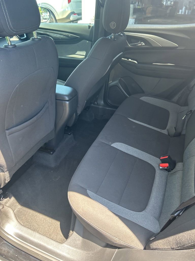 Used 2025 Chevrolet TrailBlazer LT FWD image 17