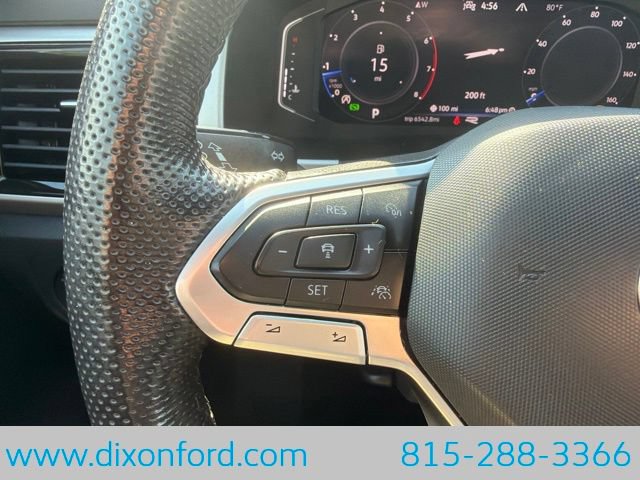 Used 2023 Volkswagen Atlas Cross Sport SEL R-Line AWD/4WD image 16
