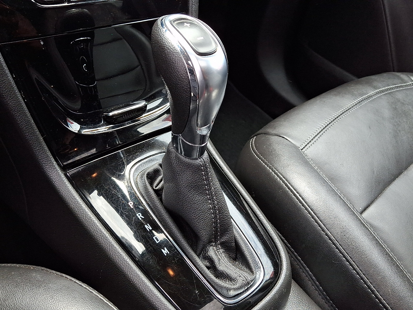 Used 2019 Buick Encore Essence AWD/4WD image 17