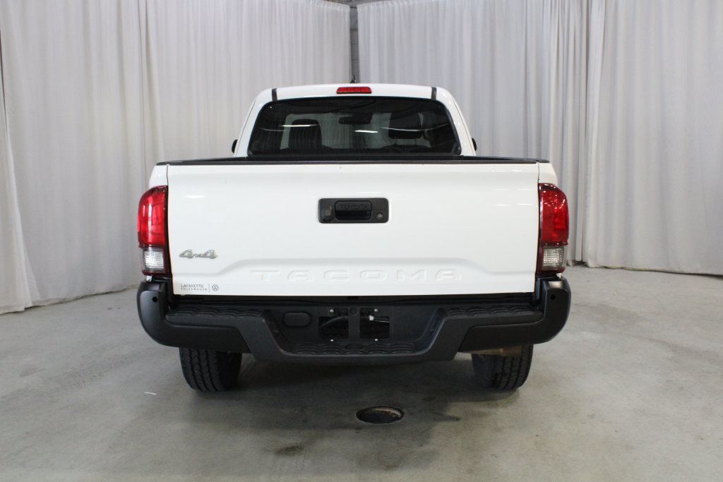Used 2020 Toyota Tacoma SR AWD/4WD image 24