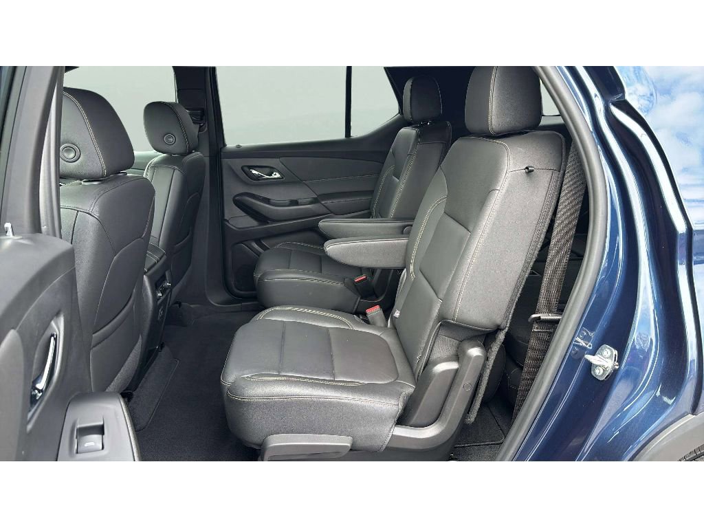 Used 2023 Chevrolet Traverse LT AWD/4WD image 12