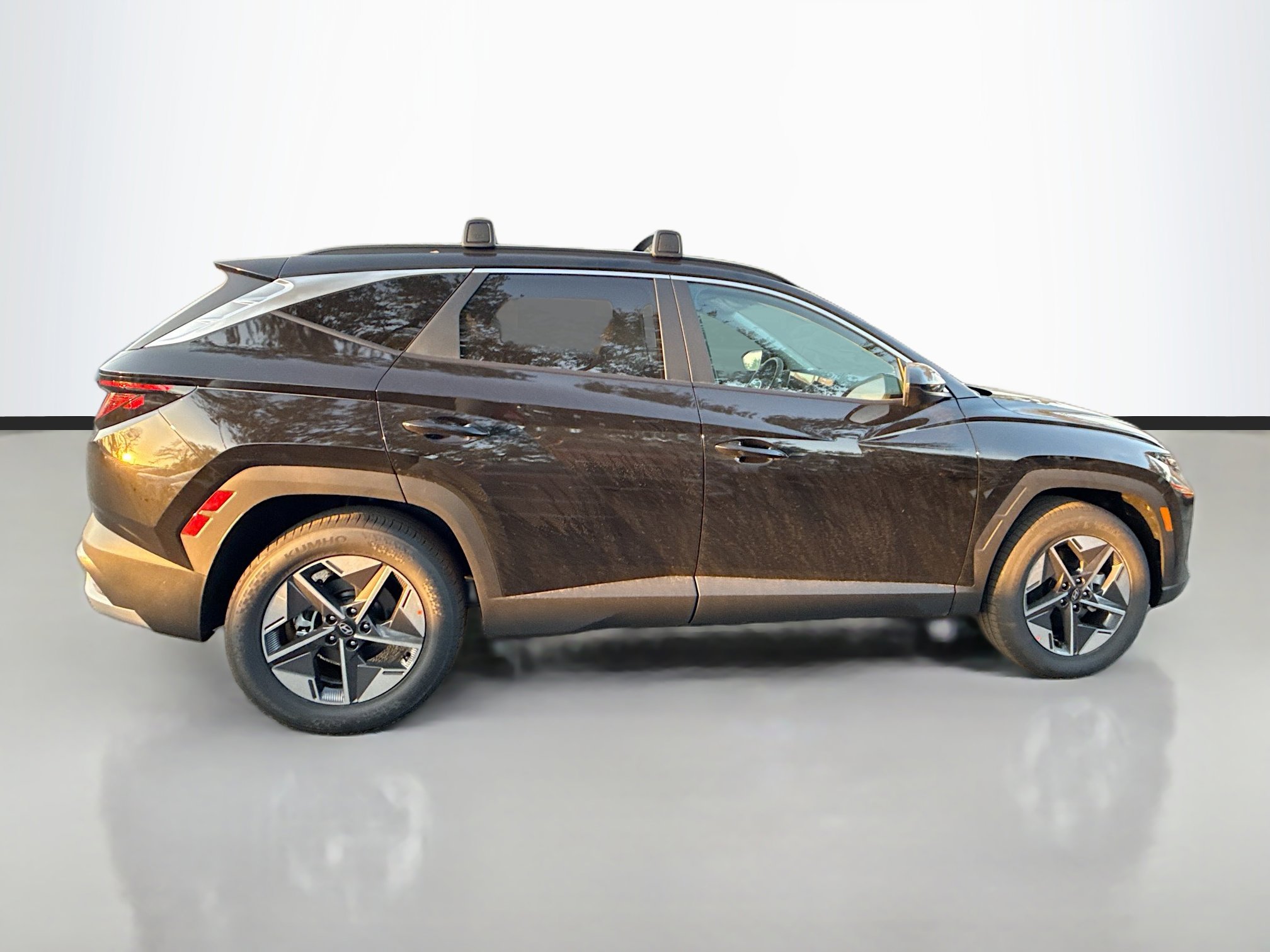 New 2026 Hyundai Tucson SEL FWD image 2