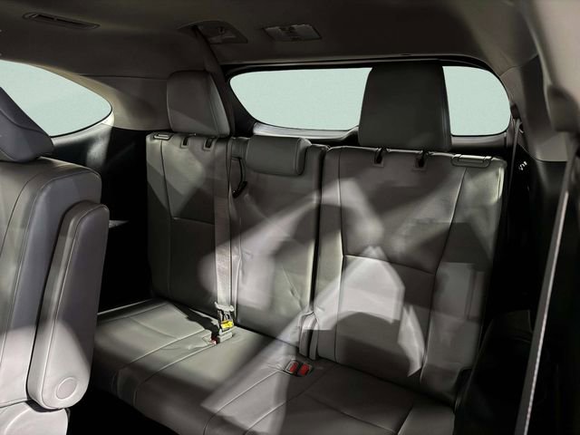 Used 2023 Toyota Highlander XLE image 27