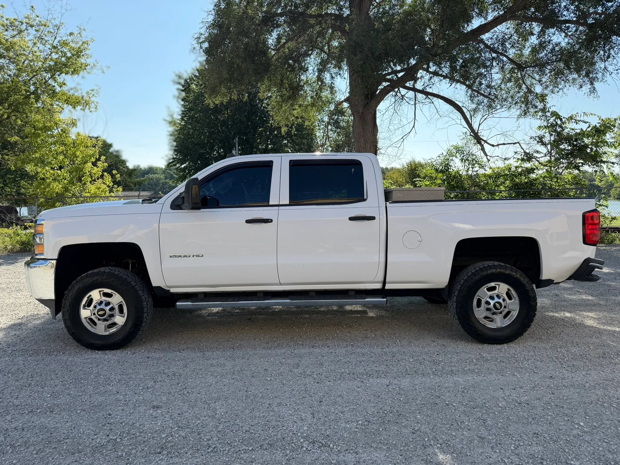 Used 2015 Chevrolet Silverado 2500 LT RWD image 8