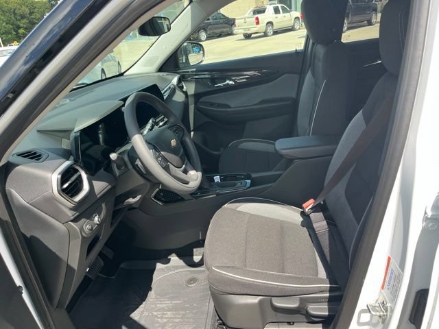 New 2026 Chevrolet TrailBlazer LS w/ LS Convenience Package FWD image 14